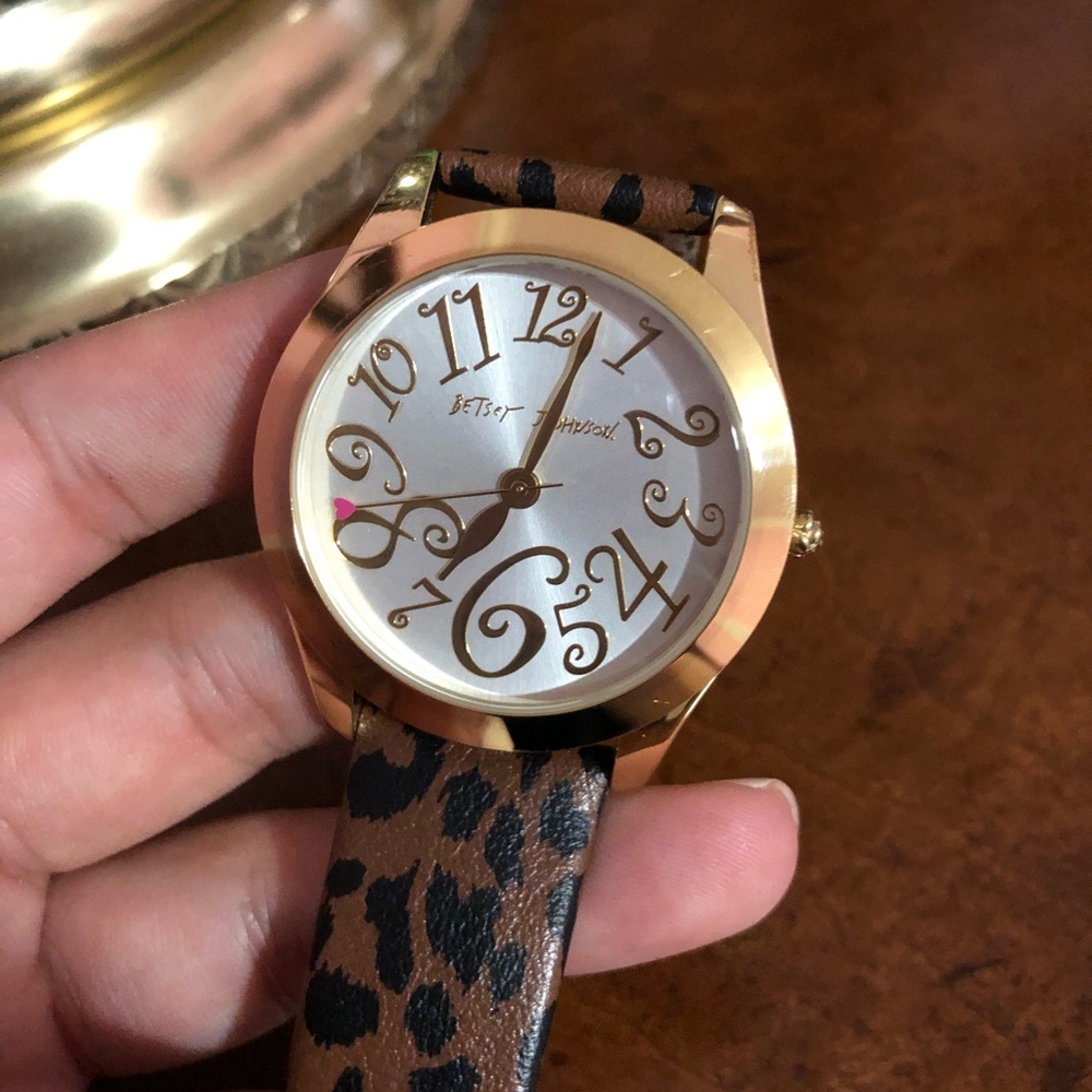 Leopard Watch